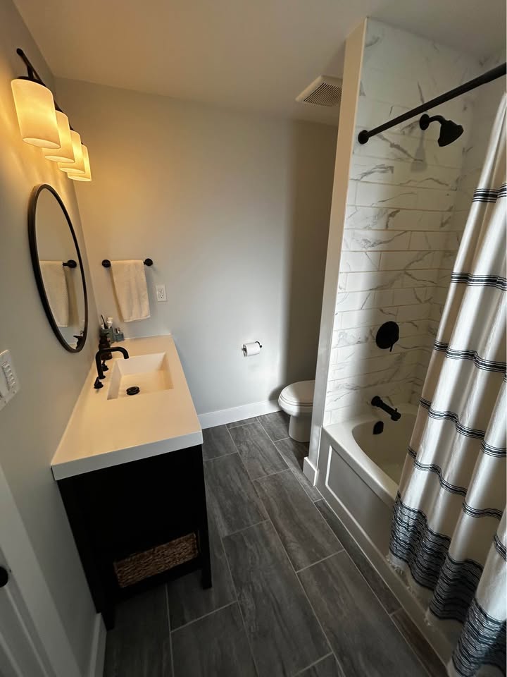 Bathroom, second view
