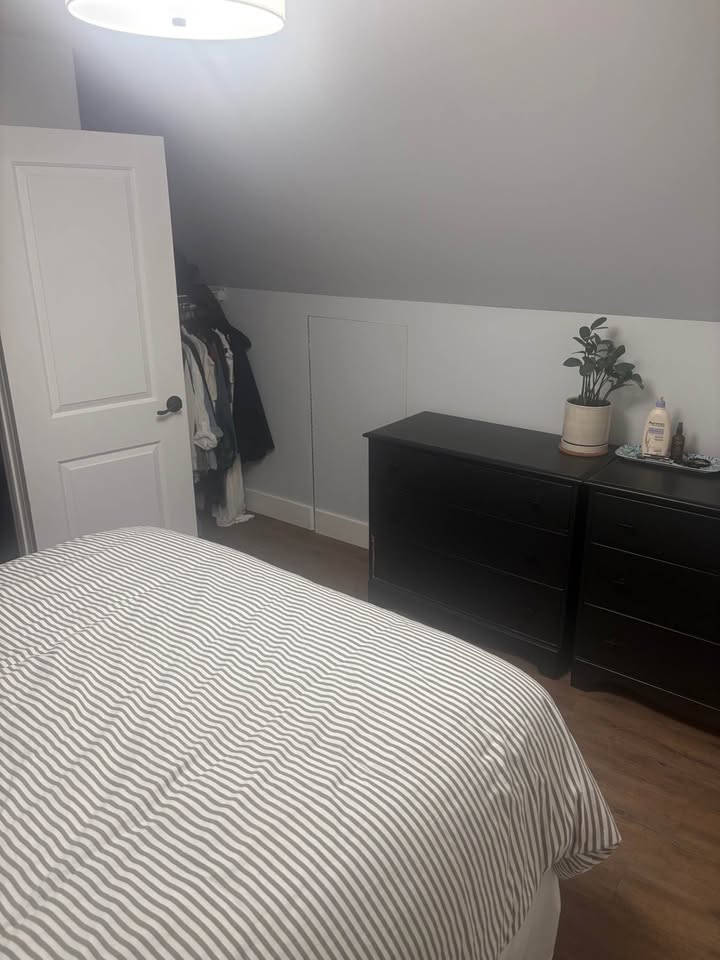 Bedroom, second view